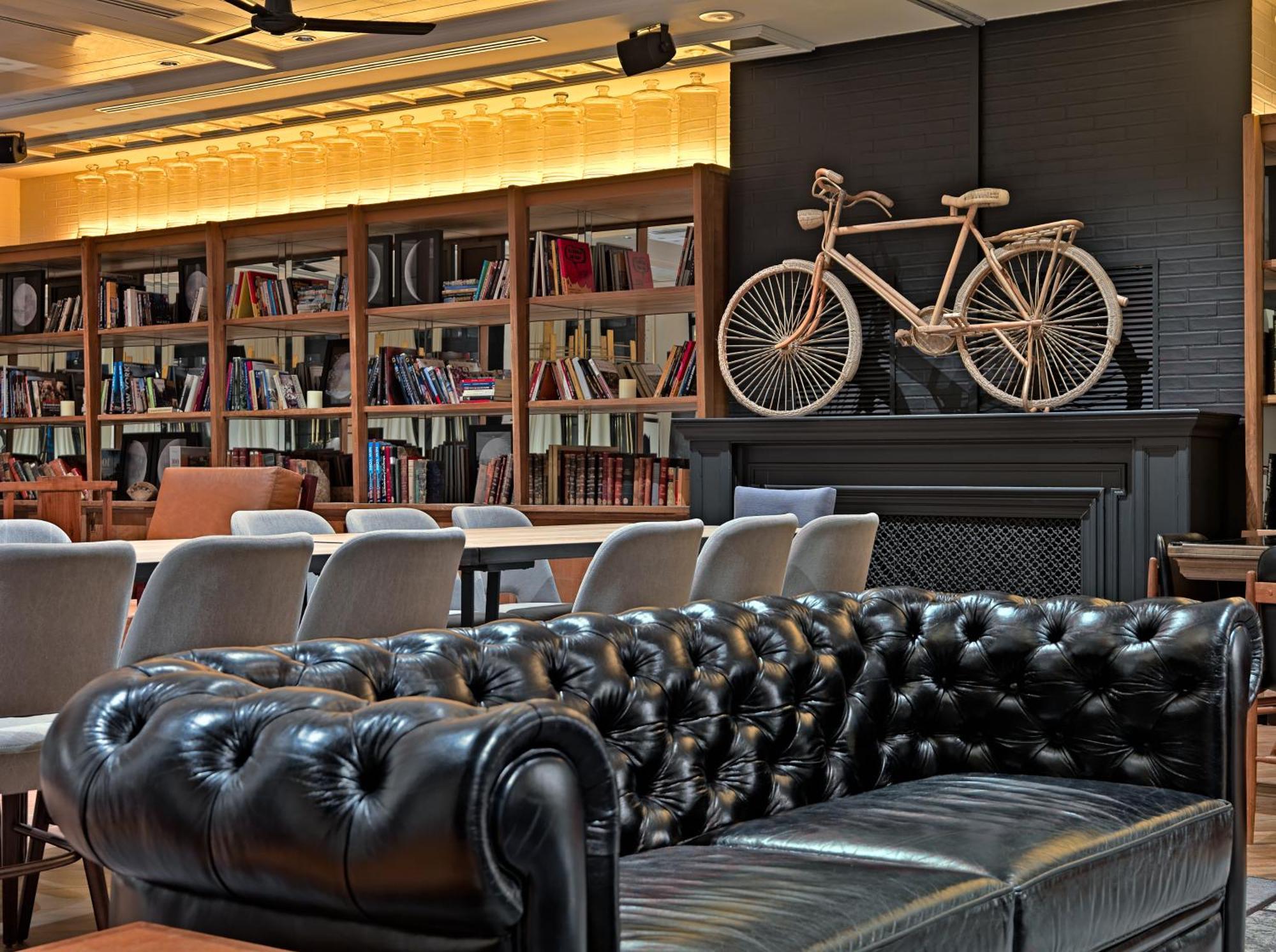 H10 Metropolitan 4* Sup Hotel Барселона Екстериор снимка