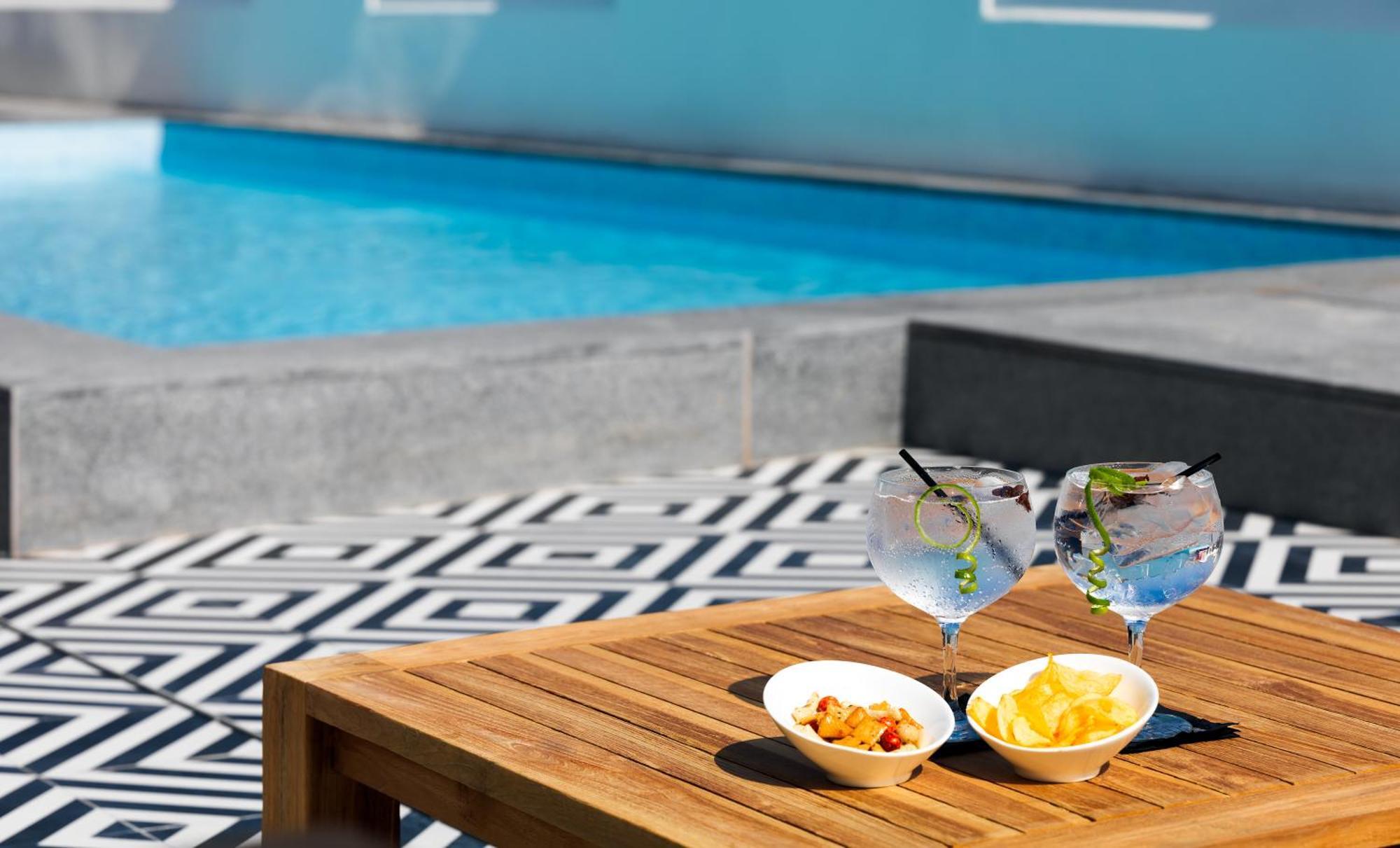 H10 Metropolitan 4* Sup Hotel Барселона Екстериор снимка